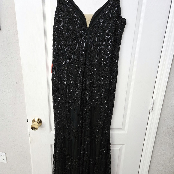 Sequin Leaf Mermaid Gown - Picture 9 of 15